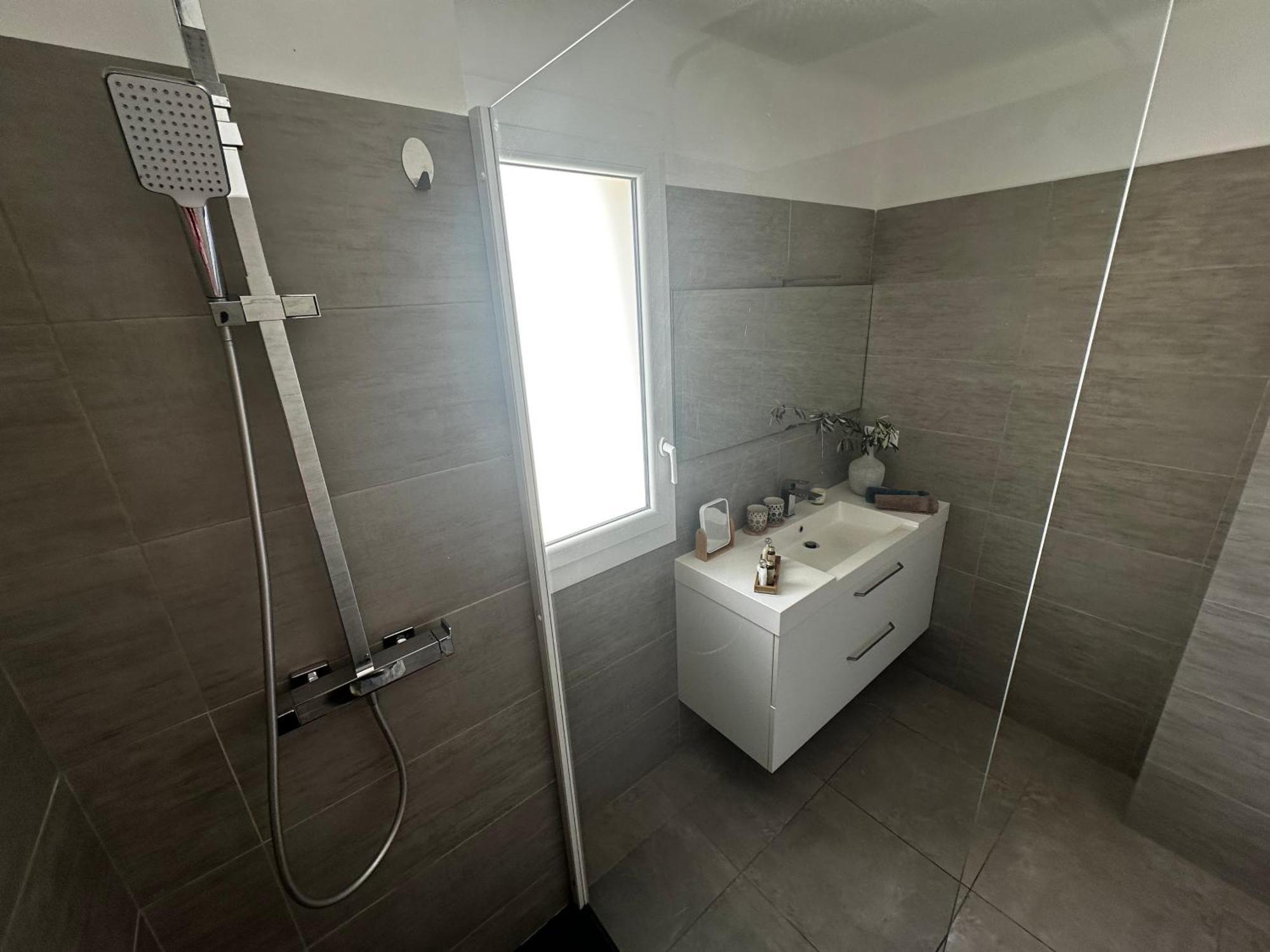 CASSIS 72 m2 Confort et Calme Options Baby bébé Exterior foto